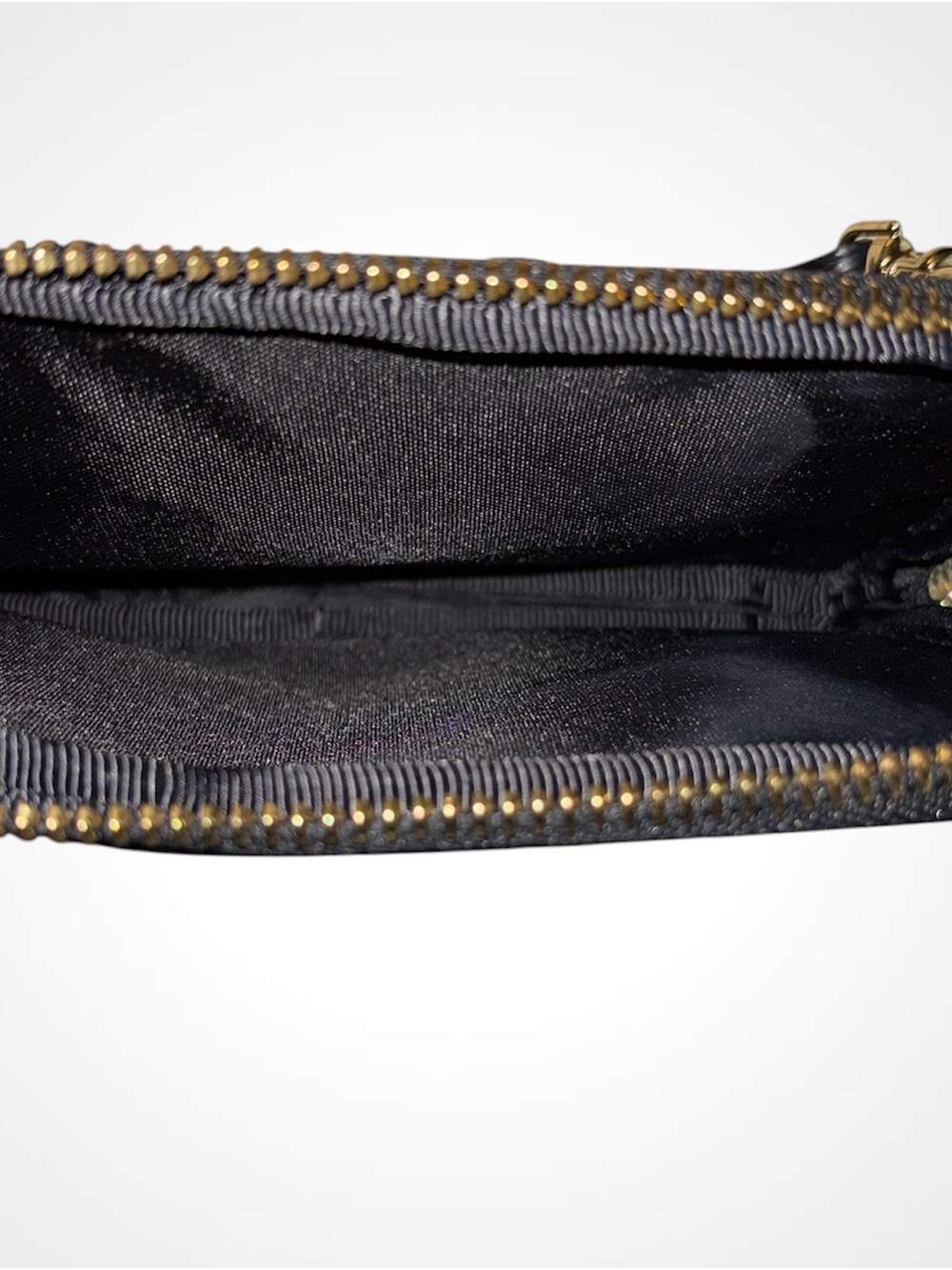 Bandolier Black Expanded Leather Pouch with Sarah Crossbody Strap - Picture 6 of 11